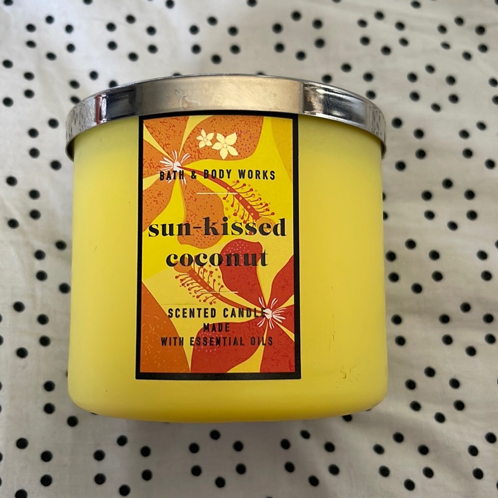 Bath & Body Works Candle